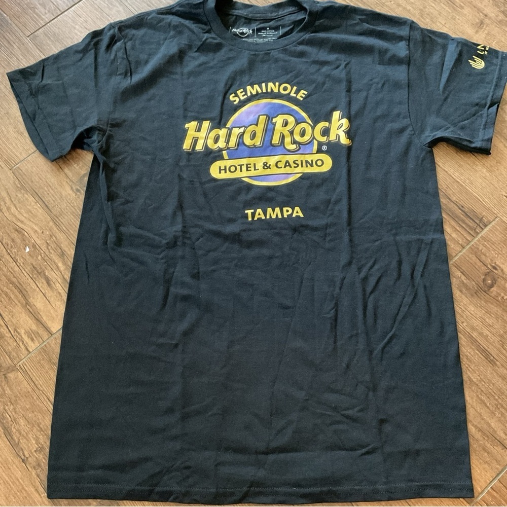Hard Rock Cafe Black and Gold Tee